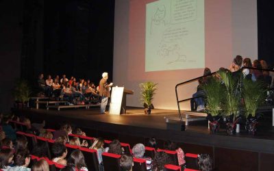 14 d’octubre de 2013 – Francesco Tonucci omple el Teatre Kursaal en el marc del Cicle Obert de Conferències Educatives